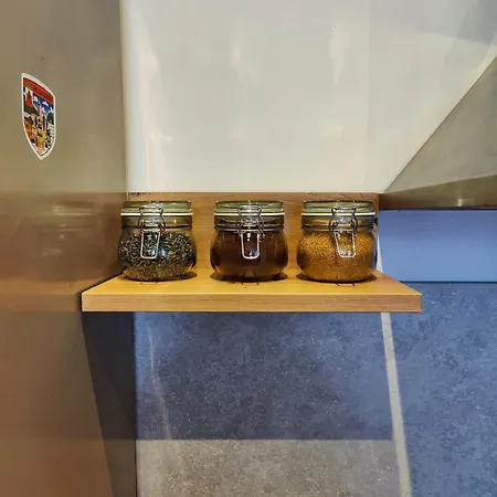 Spacious Near Old Town *