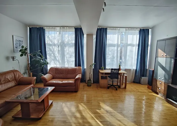 Lejlighed Spacious Near Old Town *